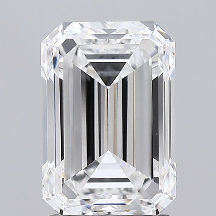 2.0 Carat Emerald Lab Diamond with  Cut Diamond in 14KT  view 1
