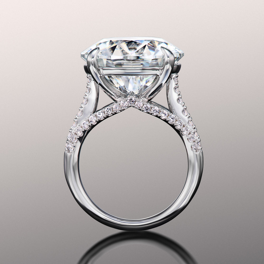 The Watteau Ring with Round Cut Diamond in 14KT Platinum view 4
