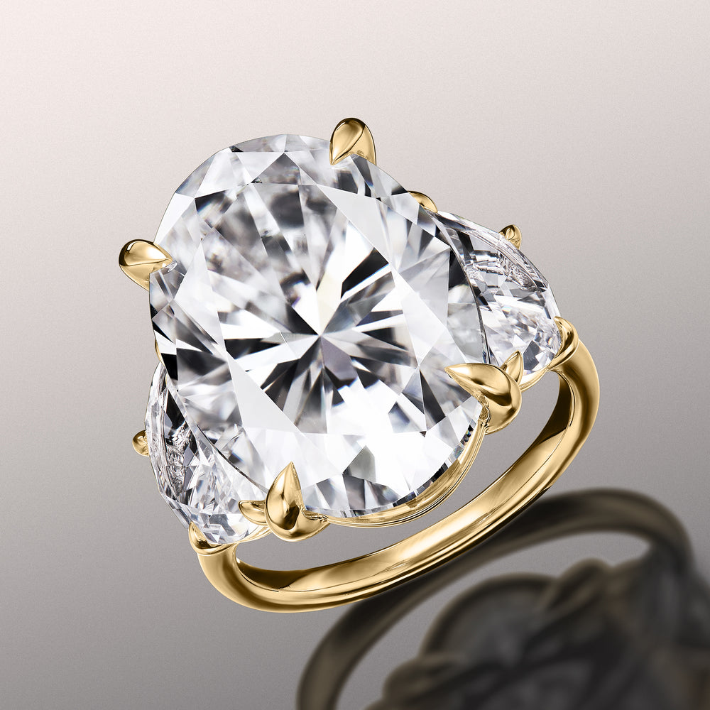 Oval Cut The Cézanne Ring with Lab Grown Diamond in 14KT Yellow Gold view 3
