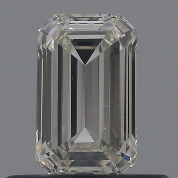 0.43 Carat Emerald Natural Diamond with  Cut Diamond in 14KT  view 1
