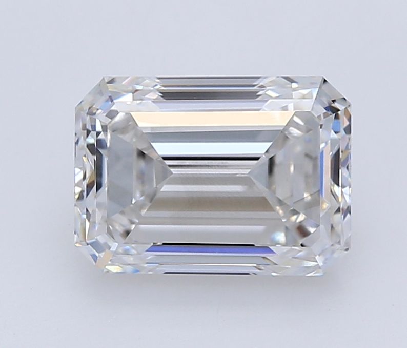 2.0 Carat Emerald Lab Diamond with  Cut Diamond in 14KT  view 1

