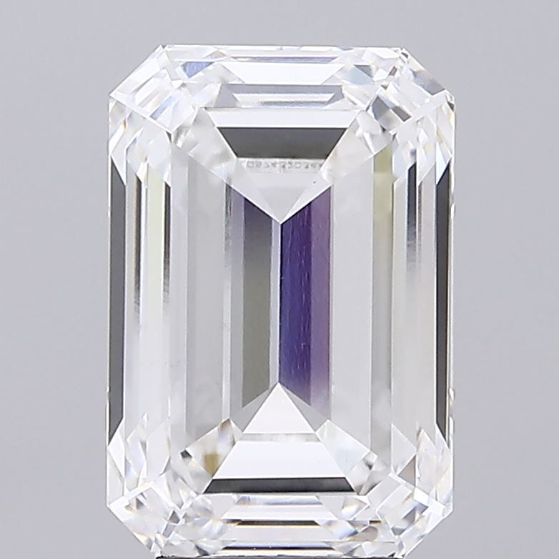 5.04 Carat Emerald lab Diamond with  Cut Diamond in 14KT  view 1
