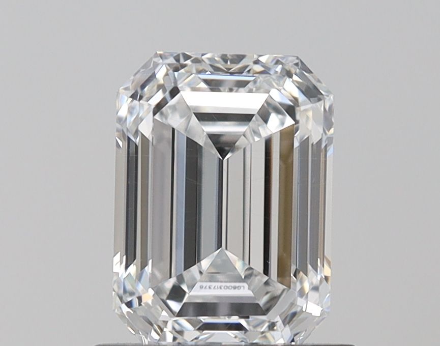 1.03 Carat Emerald Lab Diamond with  Cut Diamond in 14KT  view 1
