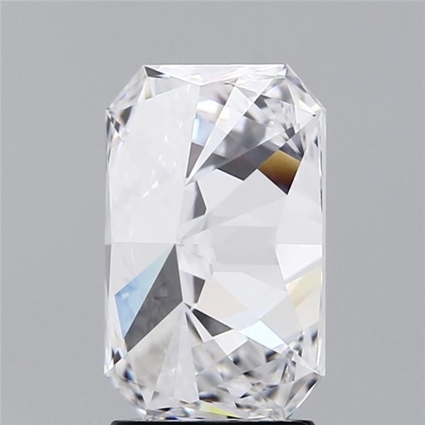 2.76 Carat Radiant Lab Diamond with  Cut Diamond in 14KT  view 1
