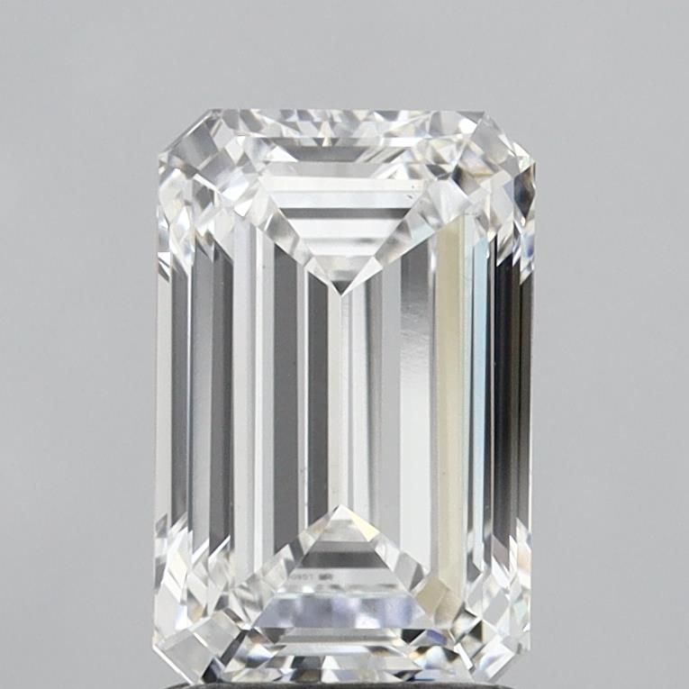 2.0 Carat Emerald Lab Diamond with  Cut Diamond in 14KT  view 1

