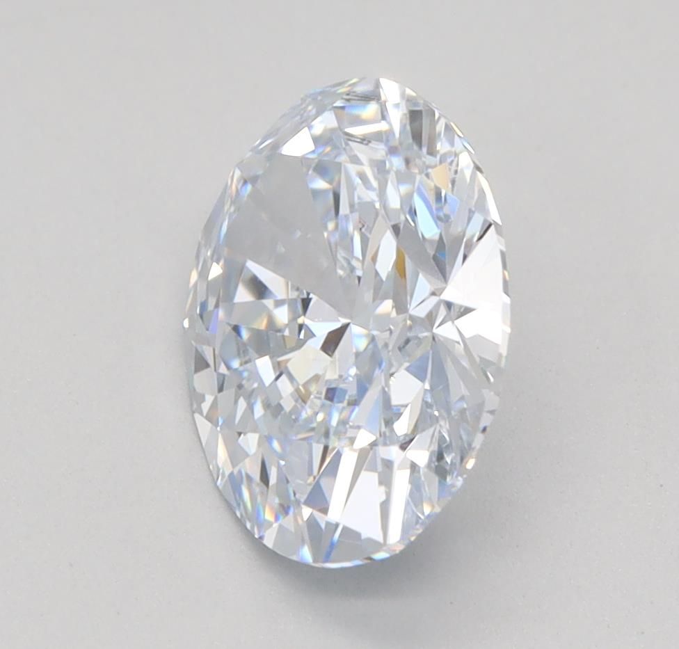 1.57 Carat Oval Lab Diamond with  Cut Diamond in 14KT  view 1
