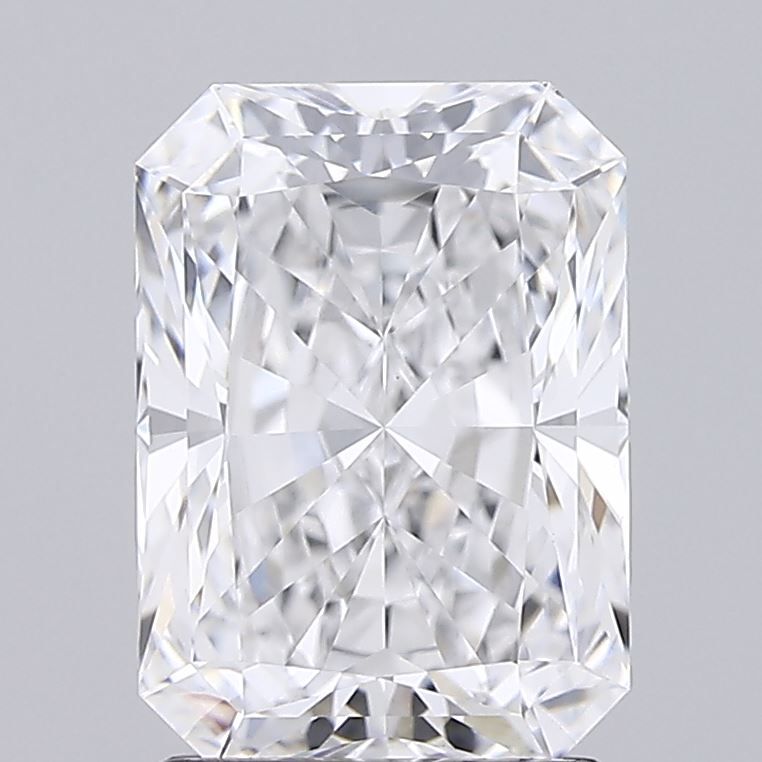 2.08 Carat Radiant Lab Diamond with  Cut Diamond in 14KT  view 1

