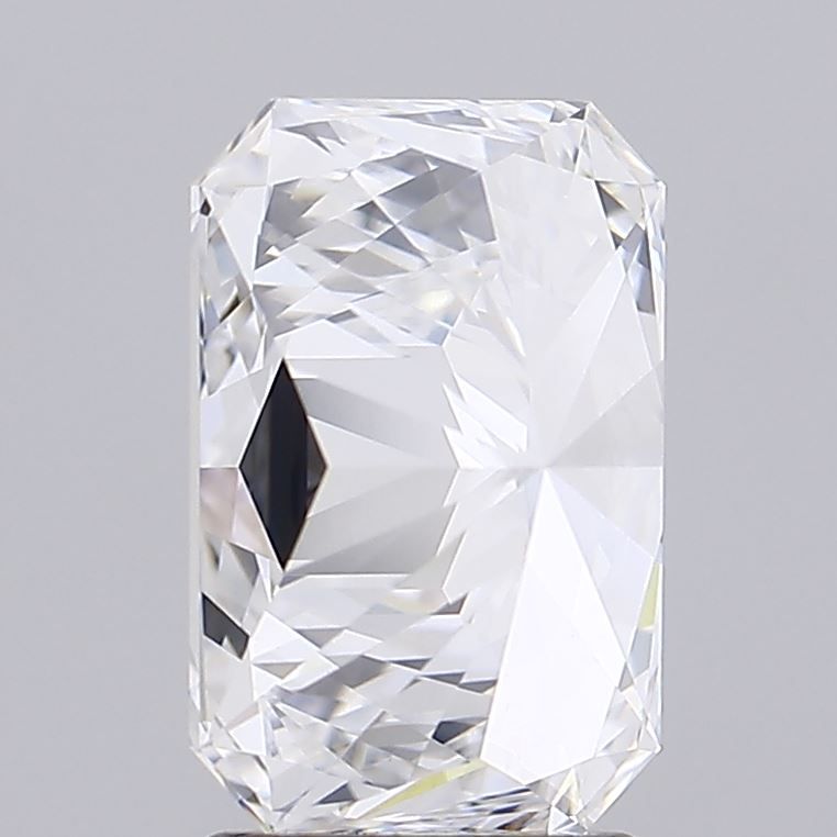 2.65 Carat Radiant Lab Diamond with  Cut Diamond in 14KT  view 1
