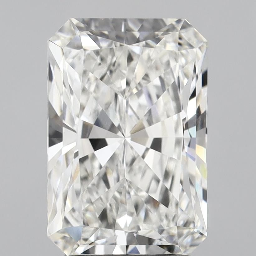 2.56 Carat Radiant Lab Diamond with  Cut Diamond in 14KT  view 1
