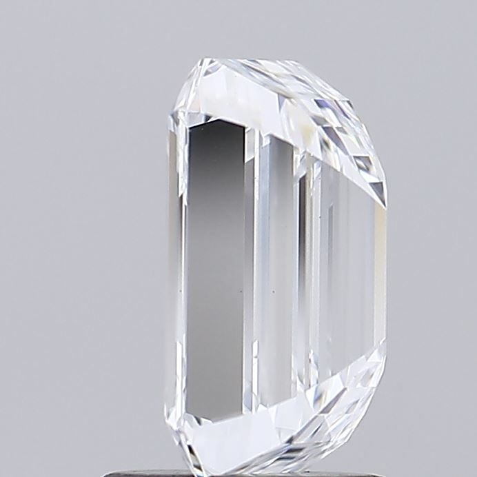 2.0 Carat Emerald Lab Diamond with  Cut Diamond in 14KT  view 1
