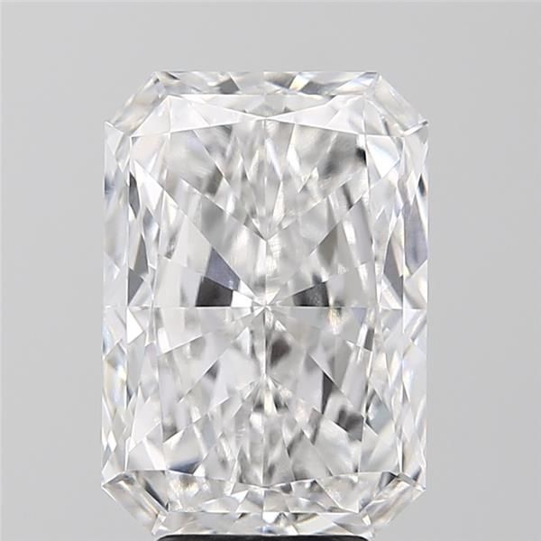 5.02 Carat Radiant Lab Diamond with  Cut Diamond in 14KT  view 1

