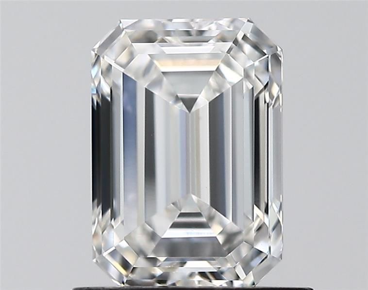 0.98 Carat Emerald Lab Diamond with  Cut Diamond in 14KT  view 1
