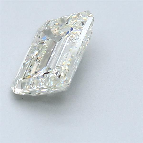 2.0 Carat Emerald Natural Diamond with  Cut Diamond in 14KT  view 1
