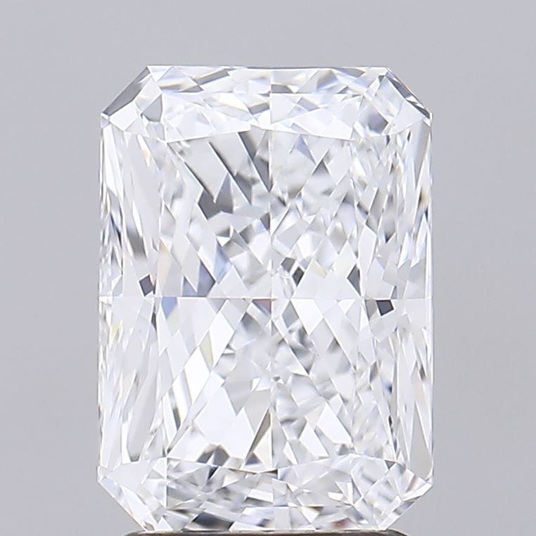 2.58 Carat Radiant Lab Diamond with  Cut Diamond in 14KT  view 1
