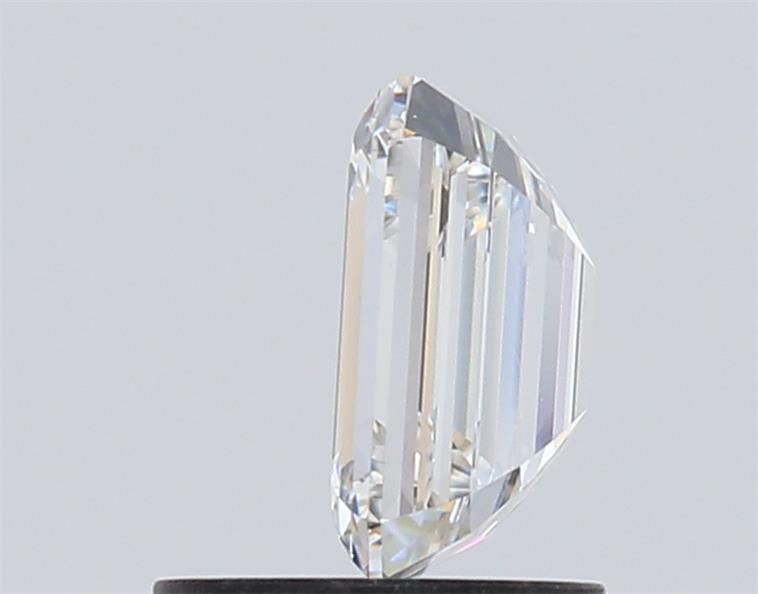 1.0 Carat Emerald Lab Diamond with  Cut Diamond in 14KT  view 1
