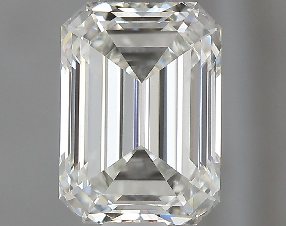 0.82 Carat Emerald Natural Diamond with  Cut Diamond in 14KT  view 1
