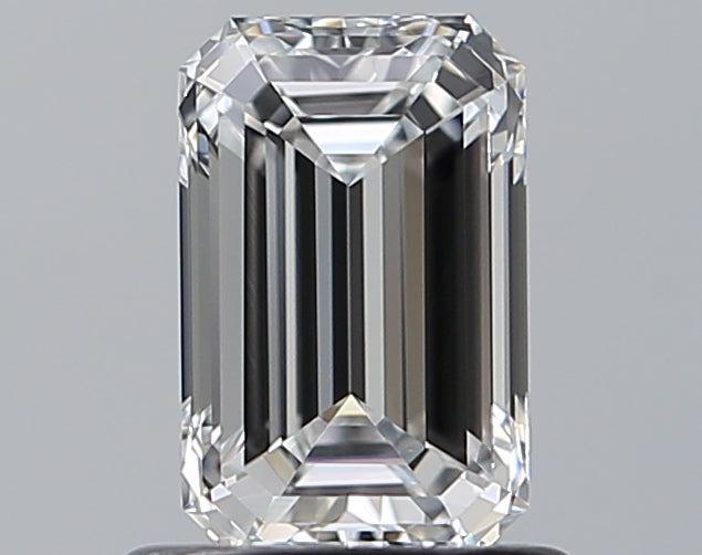 0.83 Carat Emerald Natural Diamond with  Cut Diamond in 14KT  view 1
