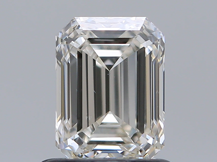 0.9 Carat Emerald Natural Diamond with  Cut Diamond in 14KT  view 1
