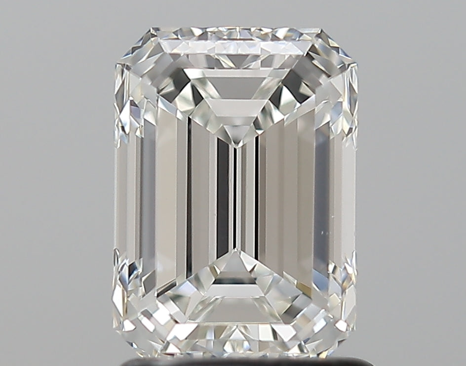 1.5 Carat Emerald Natural Diamond with  Cut Diamond in 14KT  view 1
