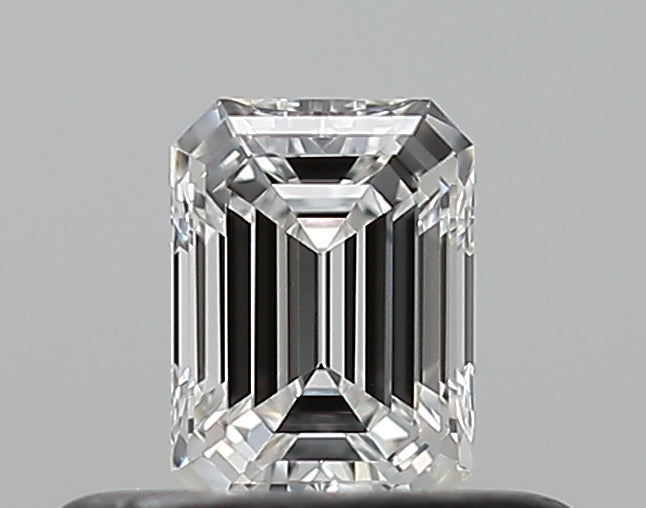 0.31 Carat Emerald Natural Diamond with  Cut Diamond in 14KT  view 1
