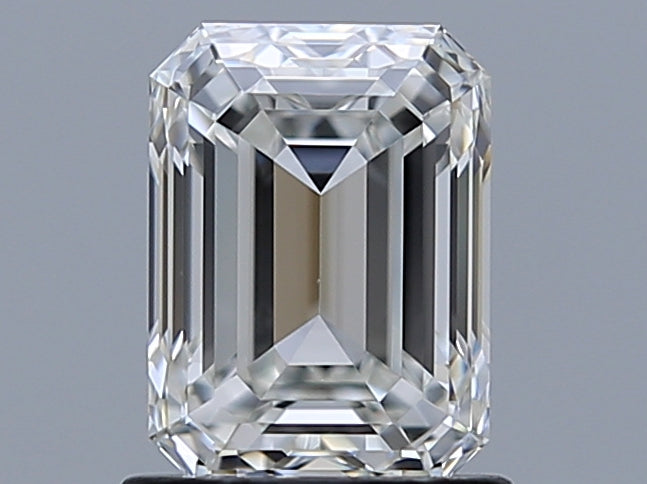 1.3 Carat Emerald Natural Diamond with  Cut Diamond in 14KT  view 1
