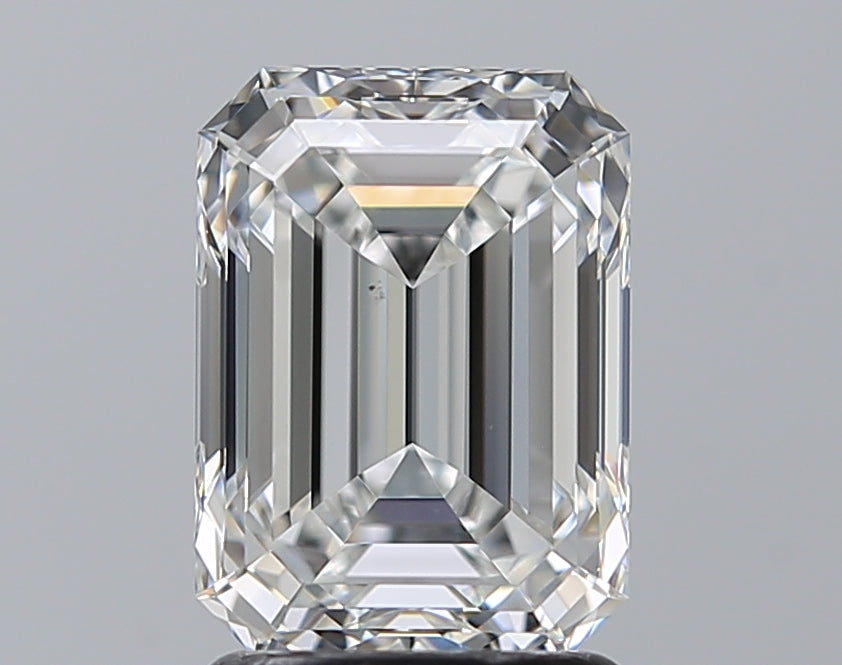 2.02 Carat Emerald Natural Diamond with  Cut Diamond in 14KT  view 1
