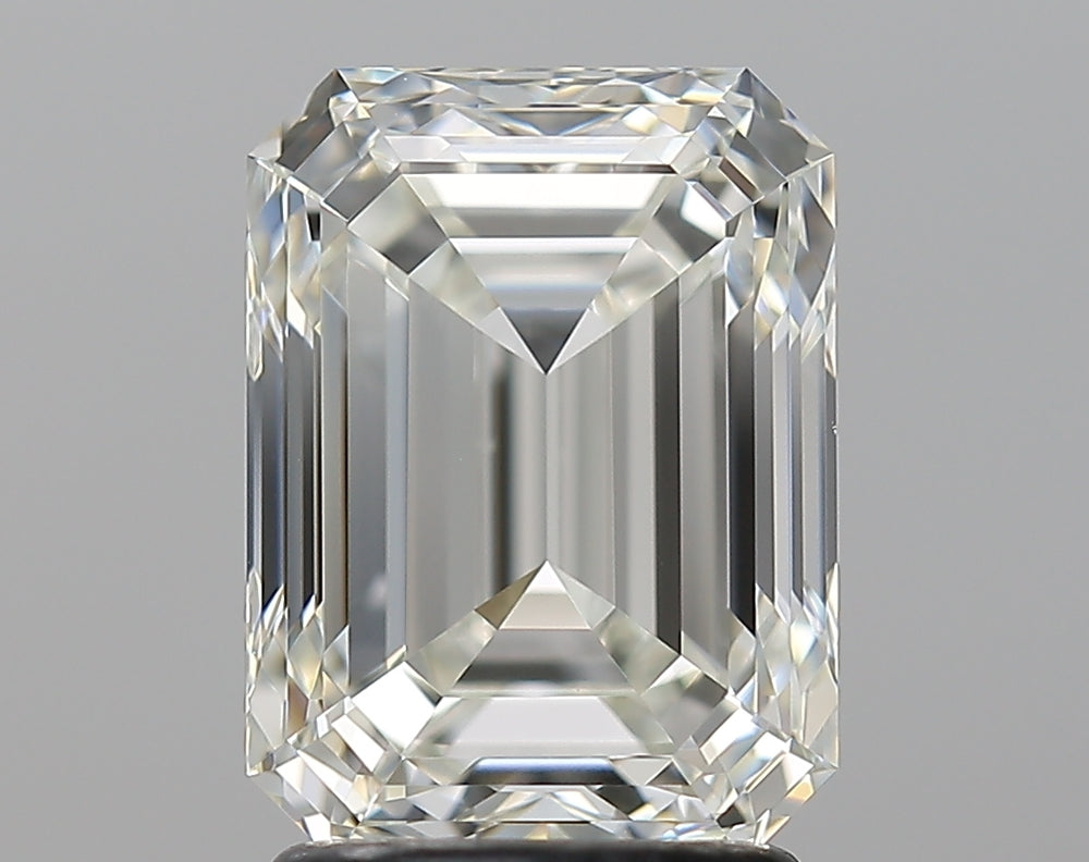 2.51 Carat Emerald Natural Diamond with  Cut Diamond in 14KT  view 1
