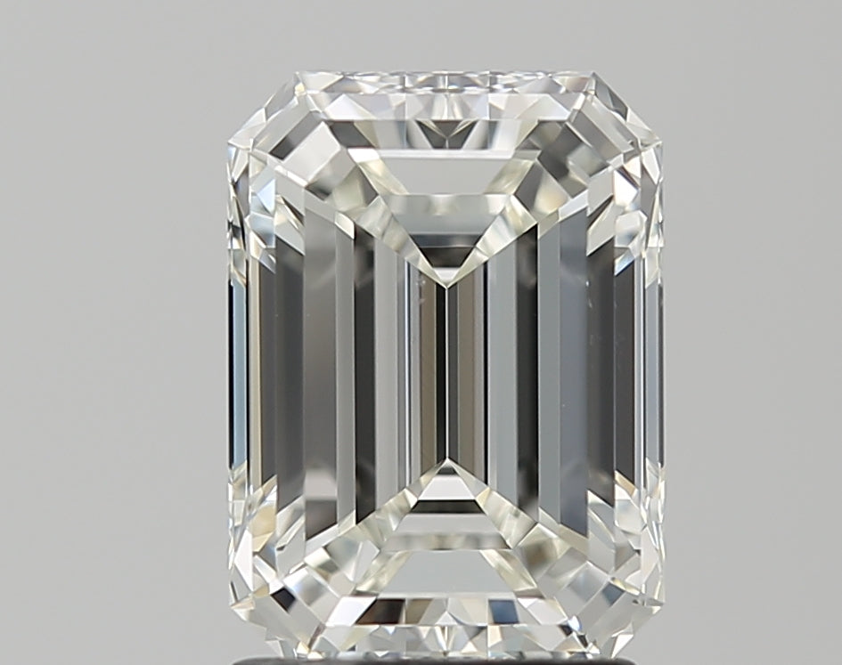 2.01 Carat Emerald Natural Diamond with  Cut Diamond in 14KT  view 1
