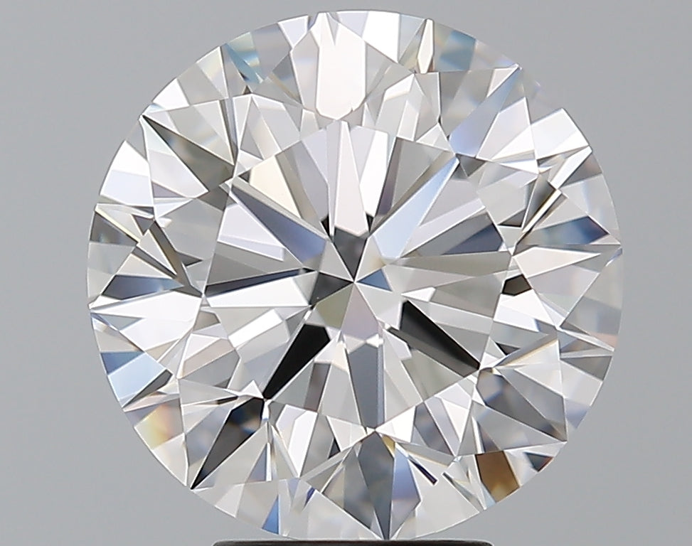 5.59 Carat Round Natural Diamond with  Cut Diamond in 14KT  view 1
