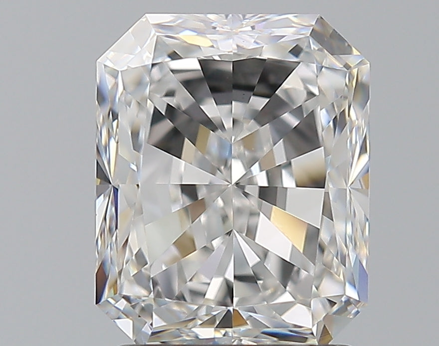 2.5 Carat Radiant Natural Diamond with  Cut Diamond in 14KT  view 1
