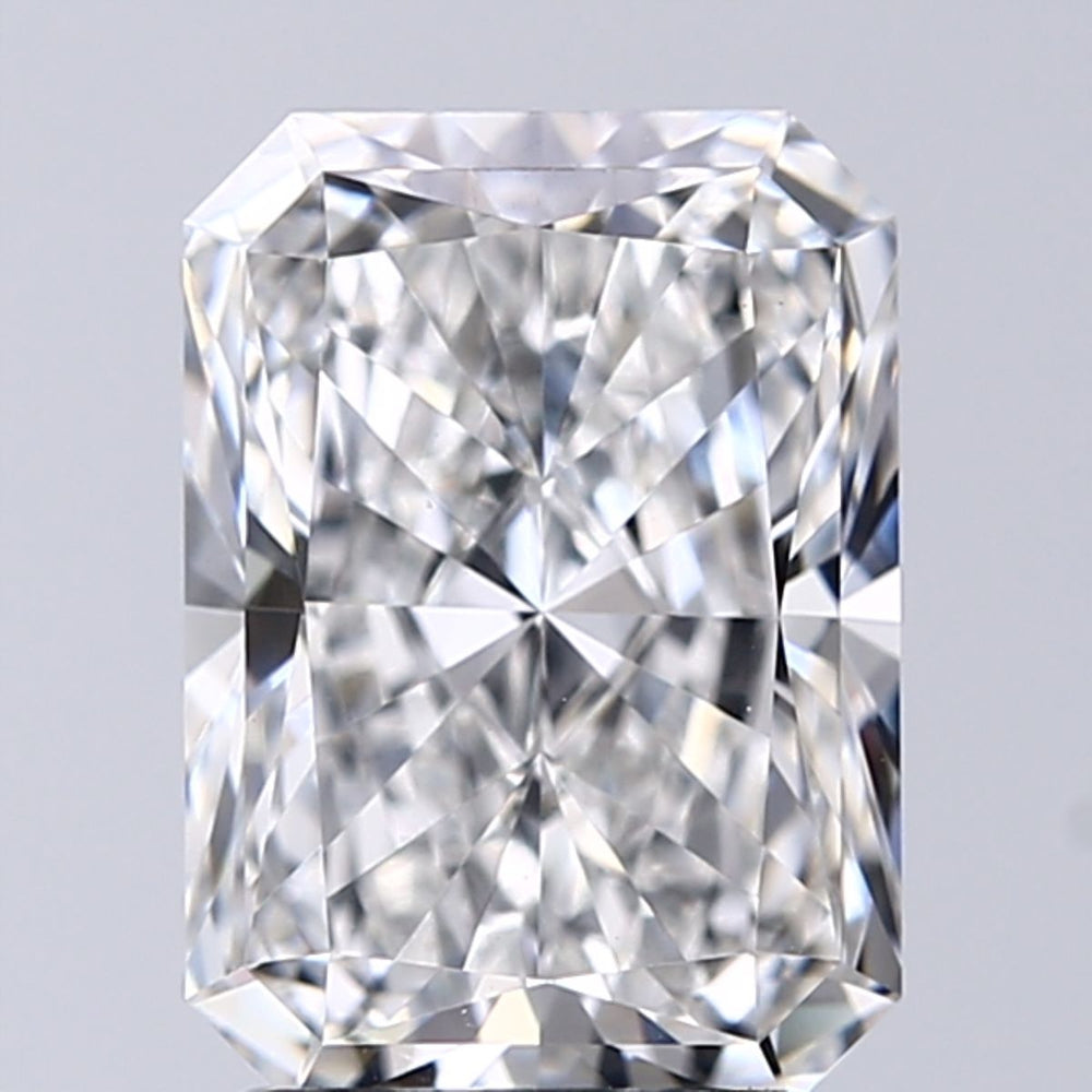 2.51 Carat Radiant Lab Diamond with  Cut Diamond in 14KT  view 1
