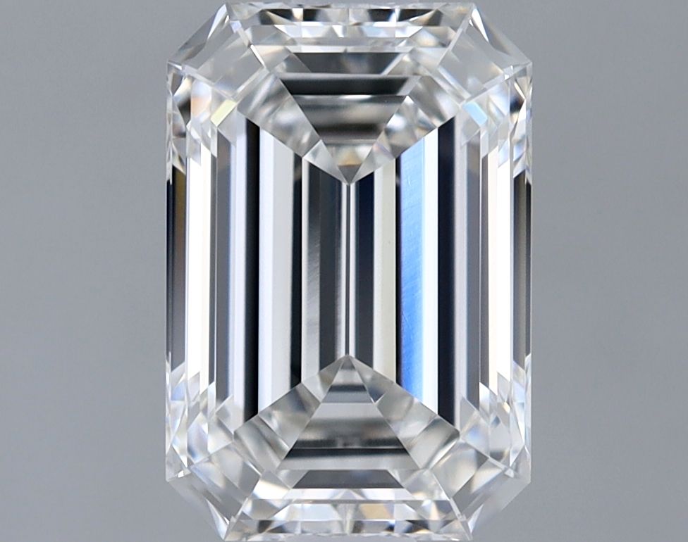 1.33 Carat Emerald lab Diamond with  Cut Diamond in 14KT  view 1
