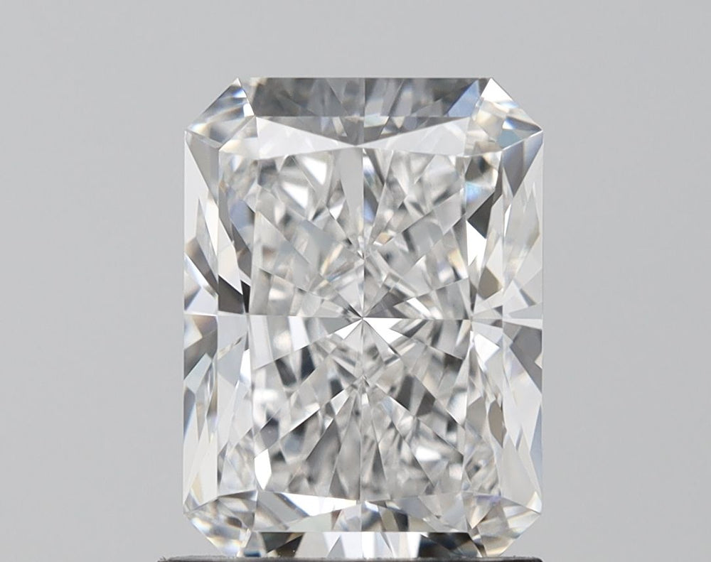 2.0 Carat Radiant Lab Diamond with  Cut Diamond in 14KT  view 1
