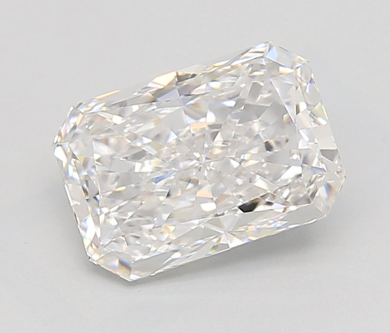 2.74 Carat Radiant Lab Diamond with  Cut Diamond in 14KT  view 1
