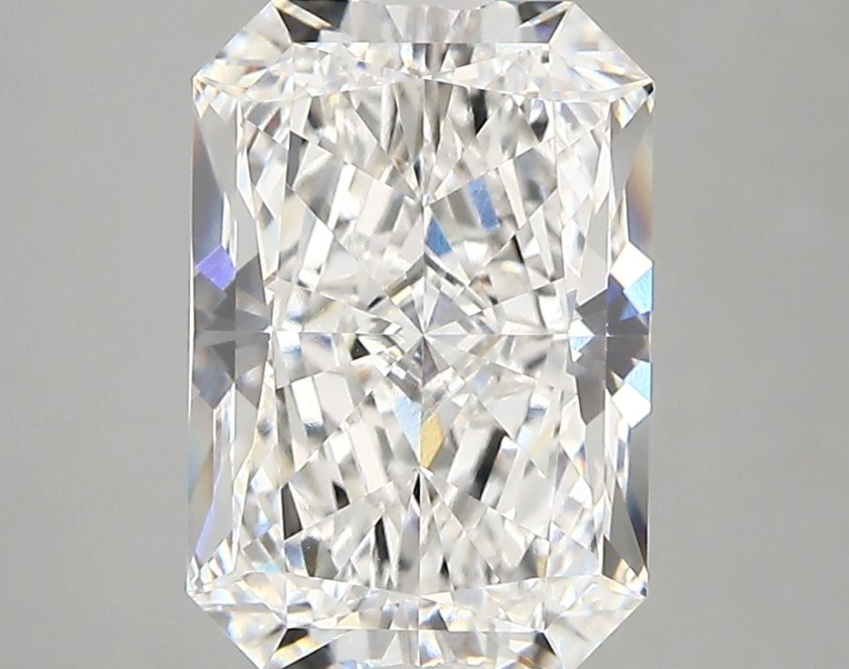 3.0 Carat Radiant Lab Diamond with  Cut Diamond in 14KT  view 1
