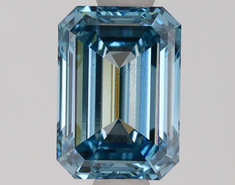 1.02 Carat Emerald Lab Diamond with  Cut Diamond in 14KT  view 1
