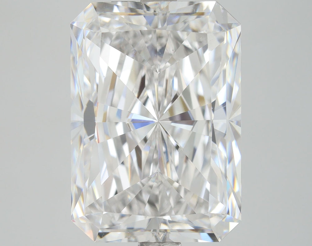 5.0 Carat Radiant Lab Diamond with  Cut Diamond in 14KT  view 1
