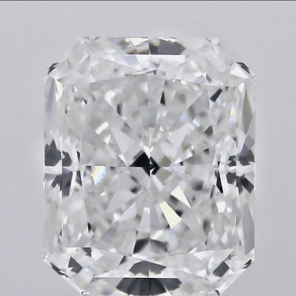 1.53 Carat Radiant Lab Diamond with  Cut Diamond in 14KT  view 1
