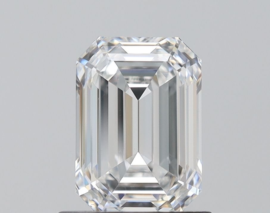 1.05 Carat Emerald Lab Diamond with  Cut Diamond in 14KT  view 1
