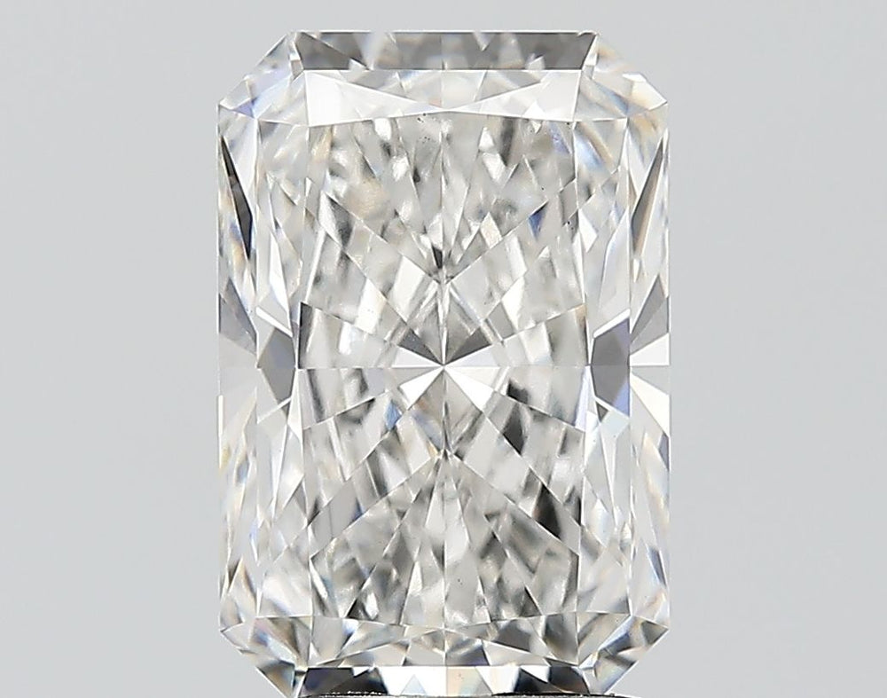 2.02 Carat Radiant Lab Diamond with  Cut Diamond in 14KT  view 1

