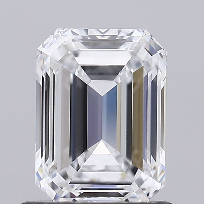 1.01 Carat Emerald Lab Diamond with  Cut Diamond in 14KT  view 1
