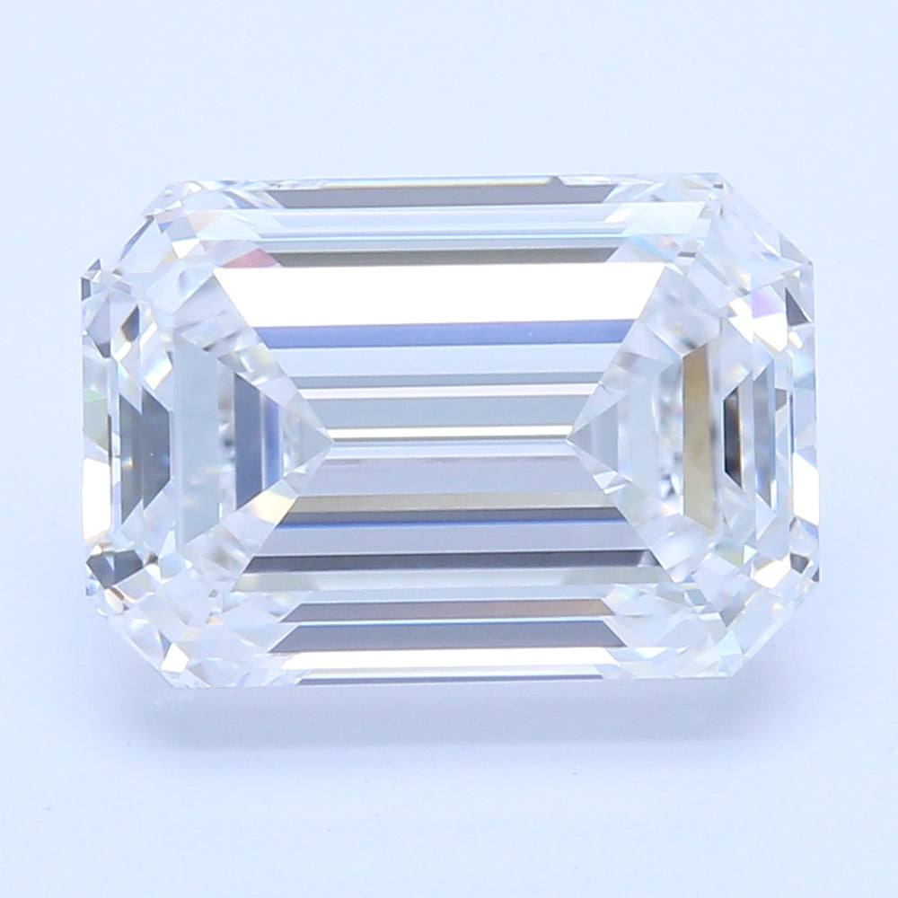2.14 Carat Emerald Lab Diamond with  Cut Diamond in 14KT  view 1
