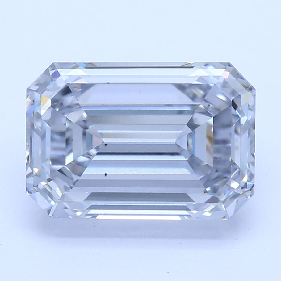 1.6 Carat Emerald Lab Diamond with  Cut Diamond in 14KT  view 1
