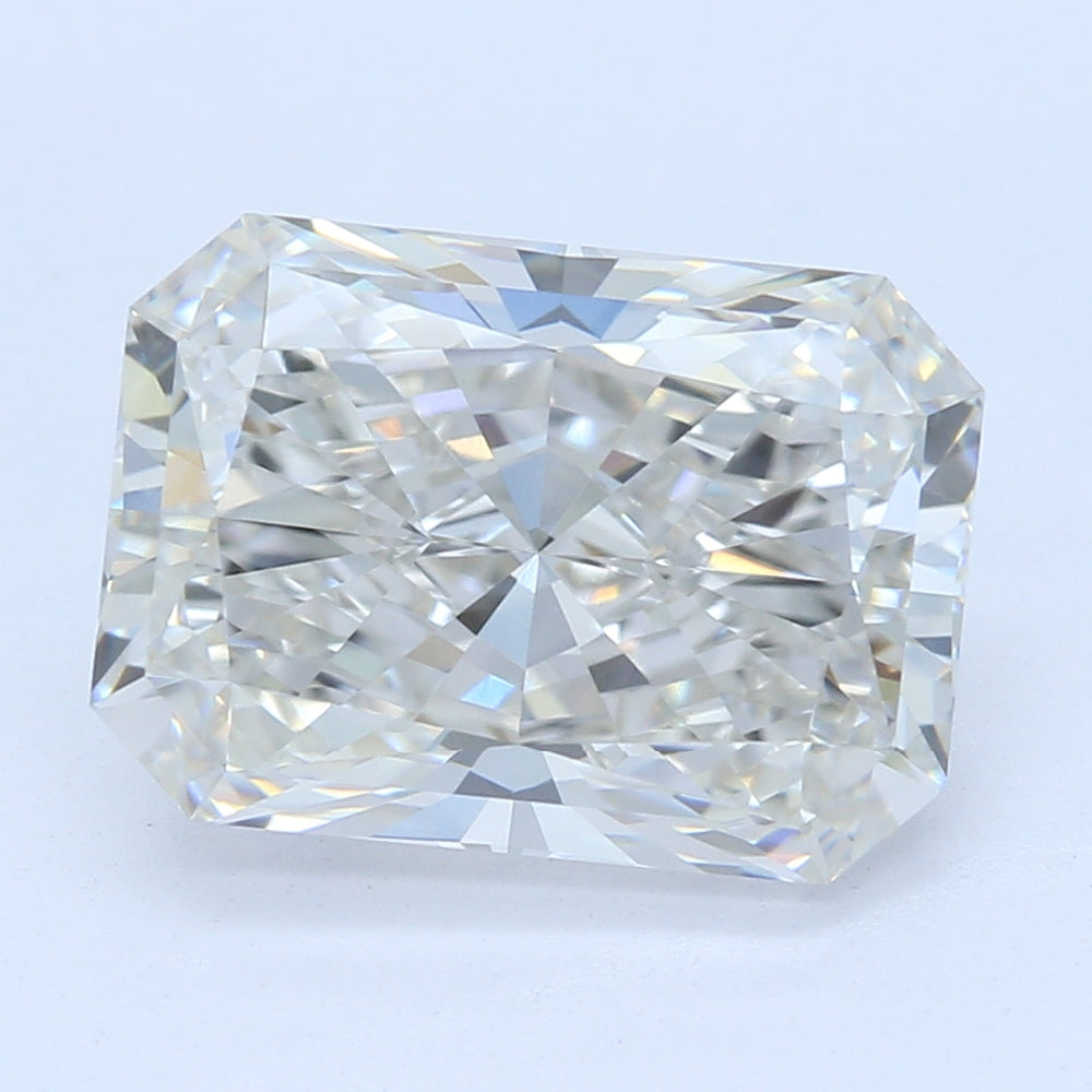 2.02 Carat Radiant Lab Diamond with  Cut Diamond in 14KT  view 1
