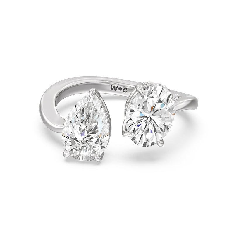 Diamond Curved Toi et Moi Engagement Ring
