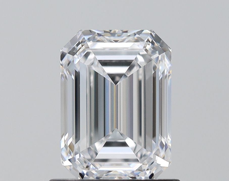 1.11 Carat Emerald Lab Diamond with  Cut Diamond in 14KT  view 1
