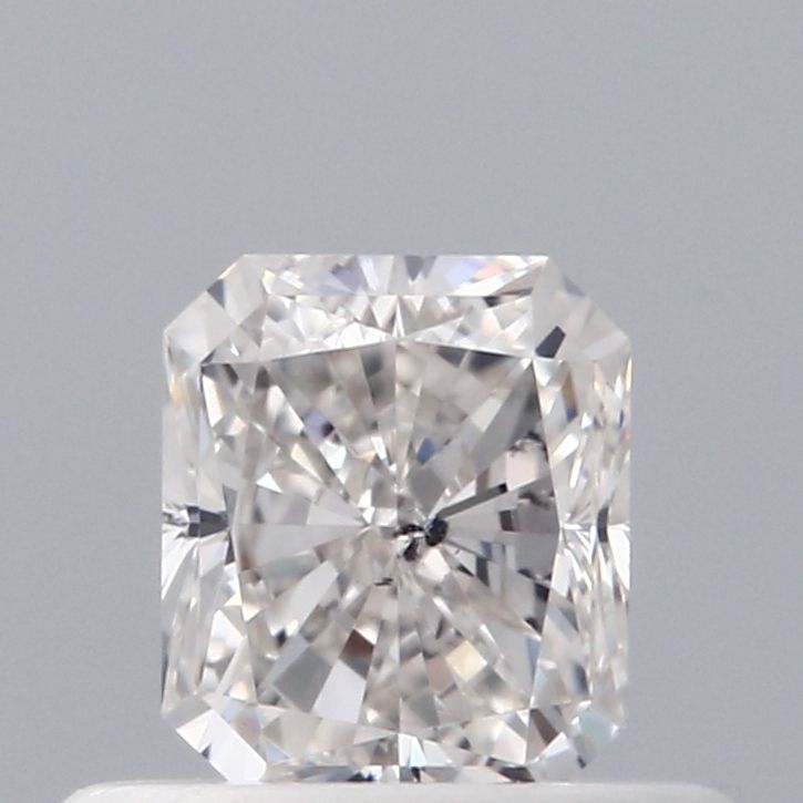 0.5 Carat Radiant natural Diamond with  Cut Diamond in 14KT  view 1
