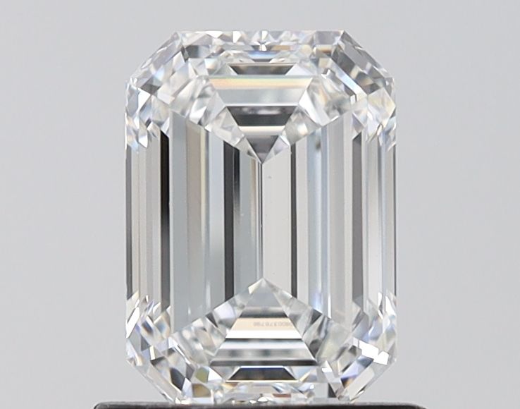 1.43 Carat Emerald Lab Diamond with  Cut Diamond in 14KT  view 1
