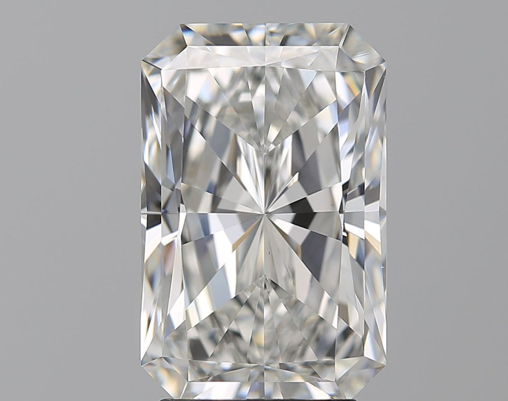 3.47 Carat Radiant Natural Diamond with  Cut Diamond in 14KT  view 1
