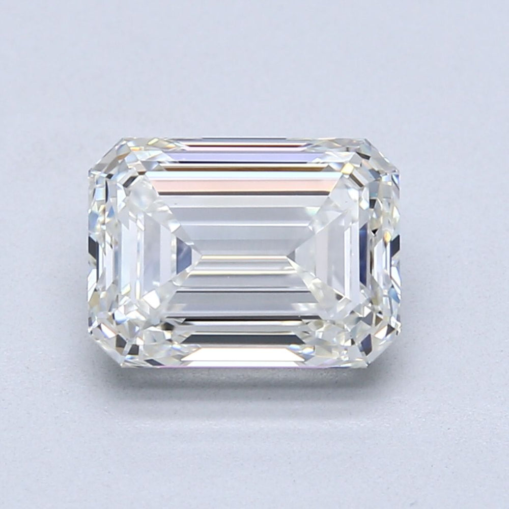 2.5 Carat Emerald Natural Diamond with  Cut Diamond in 14KT  view 1
